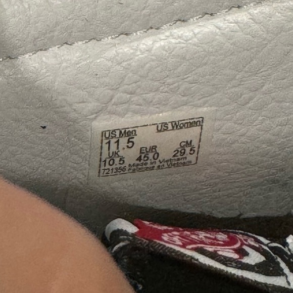 Vans x Disney’s The Nightmare Before Christmas Sk8-Hi High Top Sneakers‎ Sz 11.5 - Picture 9 of 9